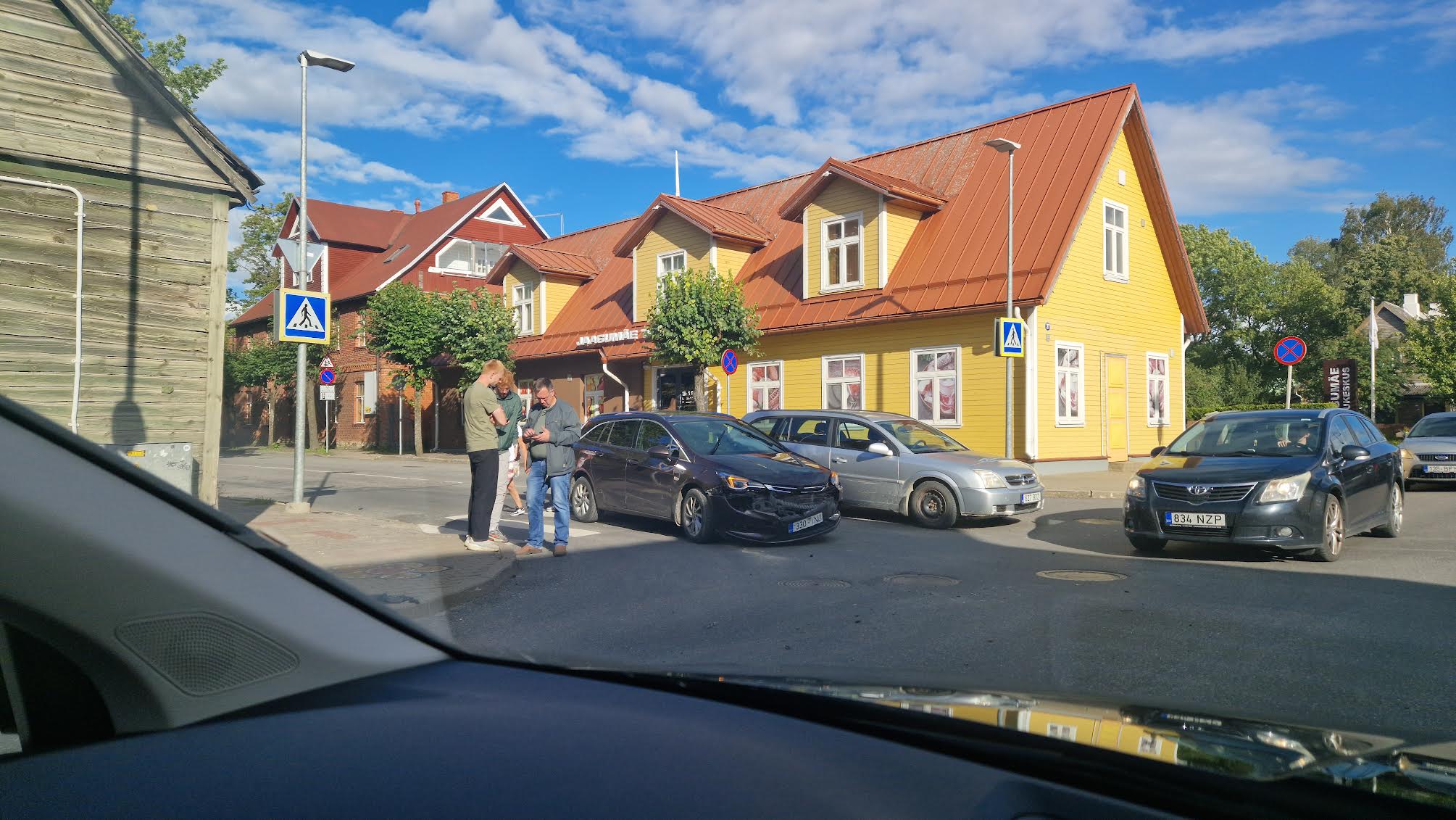 Avarii Kreutzwaldi ja Vabaduse tänava ristmikul